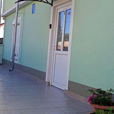 Ema & Sea Apartment's * Pula