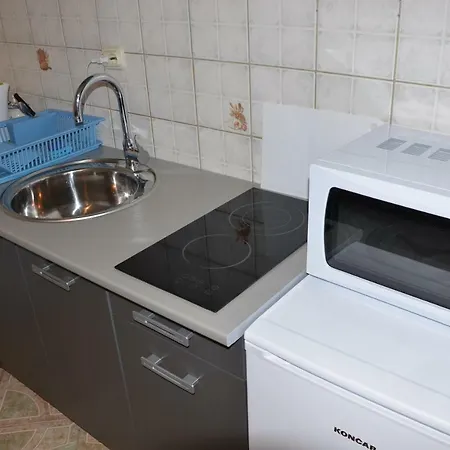 Ema & Sea Apartment's Апартаменты *