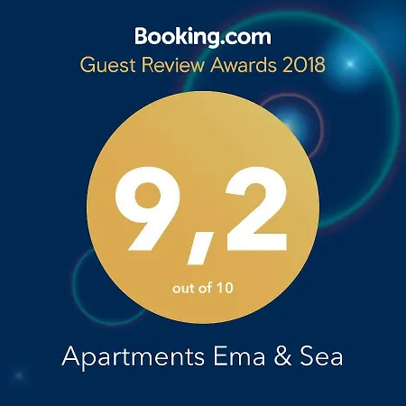 Ema & Sea Apartment's شقة