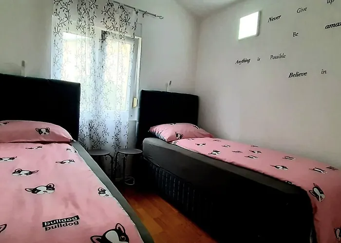 Ema & Sea Apartment's Daire Pula