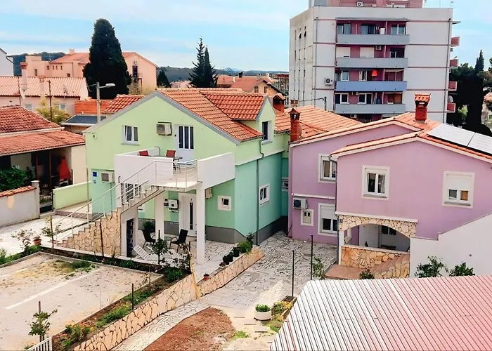 Daire Ema & Sea Apartment's