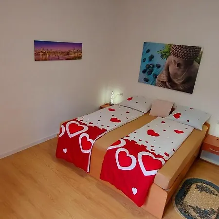 Ema & Sea Apartment's * פולה
