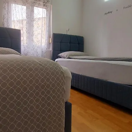 Ema & Sea Apartment's *
