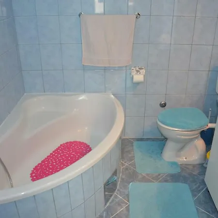 Appartement Ema & Sea Apartment's *
