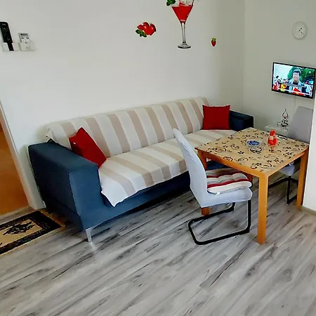 Ema & Sea Apartment's * Pula