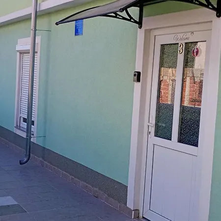 Apartment Ema & Sea Apartment's Pula