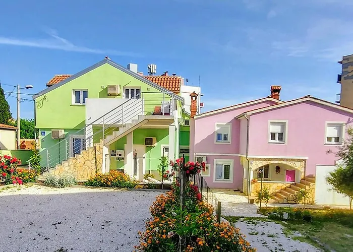 Ema & Sea Apartment's Appartement *